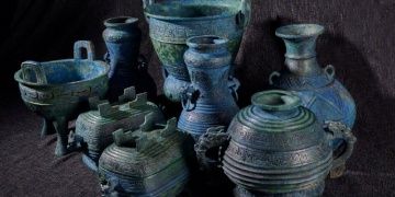 2,000-year-old bronze relics returned to china from japan
