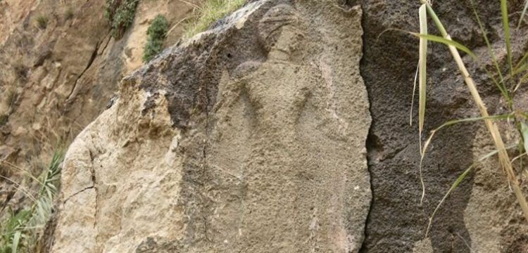 3000-year-old bas-relief found in Kermanshah city of Iran