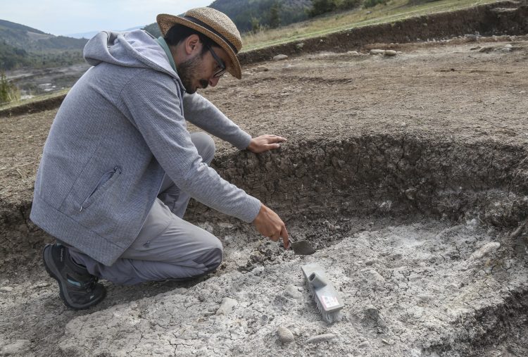 Karadeniz Bölgesi'nin bulunan en eski yerleşim yeri: Kahin Tepe