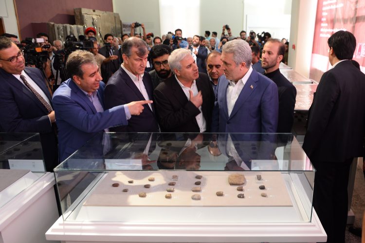 ABD, Persepolis'ten kaçırılan tarihi eserleri İran'a iade etti