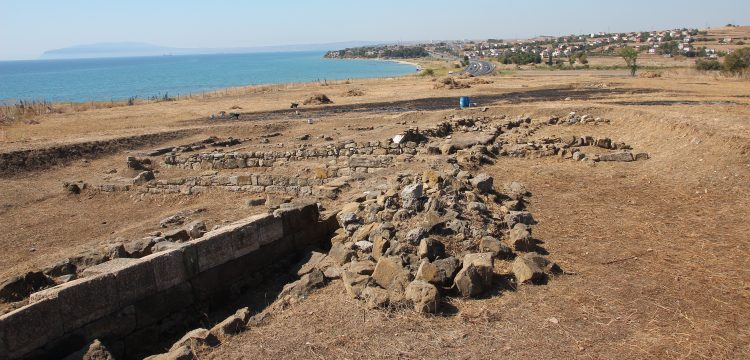 Heraion-Teikhos antik kenti arkeoloji kazılarının 12 aya çıkarılması isteniyor