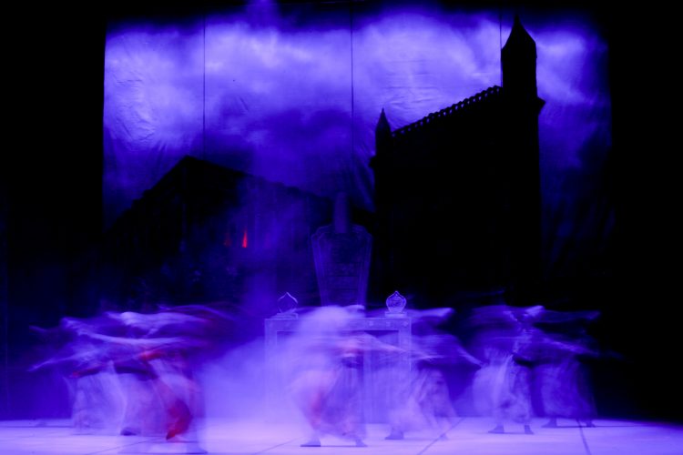 İzmir Devlet Opera ve Balesi'nin 5'nci Murad balesinden ilk görüntüler
