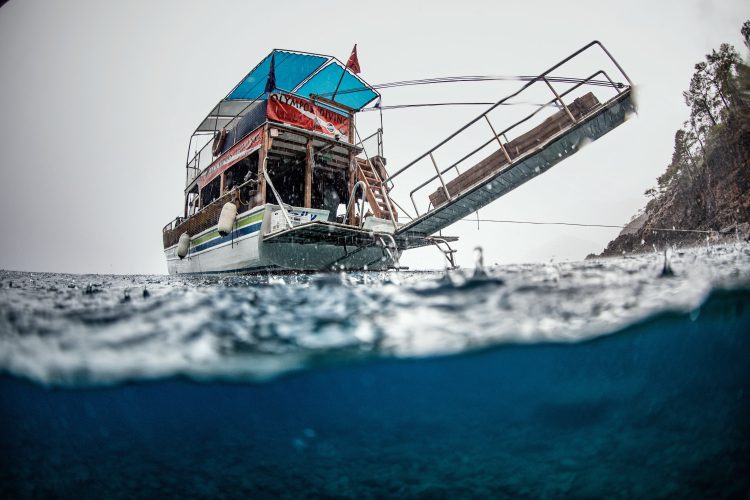 Olympos'un su altı ve su üstü güzellikleri seyyahları cezbediyor