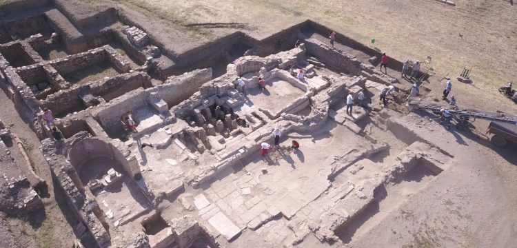Metropolis antik kentinde 1500 yıllık mühendislik harikası bina keşfedildi
