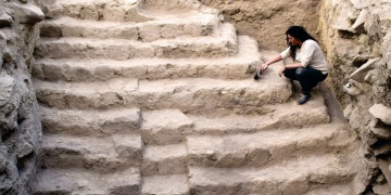 Perunun Casma kentinde 5 bin yıllık piramit benzeri yapı keşfedildi
