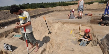 Archaeolgists discovered 2,000 years old warrior graves in poland