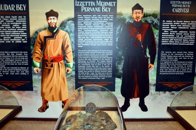 Amasya Müzesinin mumyaları resimlerle canlandırıldı