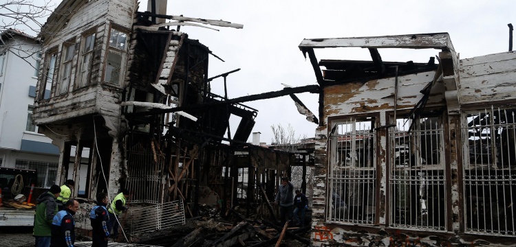 Tekirdağ'da Reşat Nuri'nin de yaşadığı tarihi ev yandı