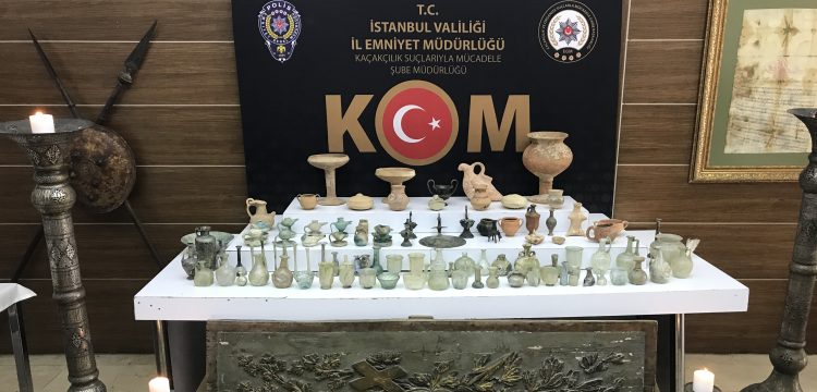 İstanbul'un 6 ilçesindeki 11 operasyonda, 3718 parça tarihi eser yakalandı