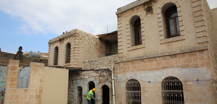 Aziz Sancarın doğduğu evin müzeye dönüştürülmesi çalışmaları sürüyor