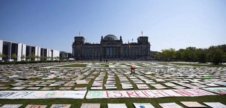 Berlin'de iklim protestosu