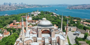 Ayasofya, geçen yıl 13 milyon 635 bin 229 kişiyi ağırladı