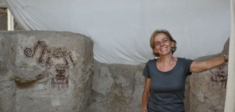 Arslantepe arkeolojik kazılarında kolye ve cam bilezikler bulundu