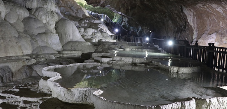 Yeraltı Pamukkale'si: Kaklık Mağarası