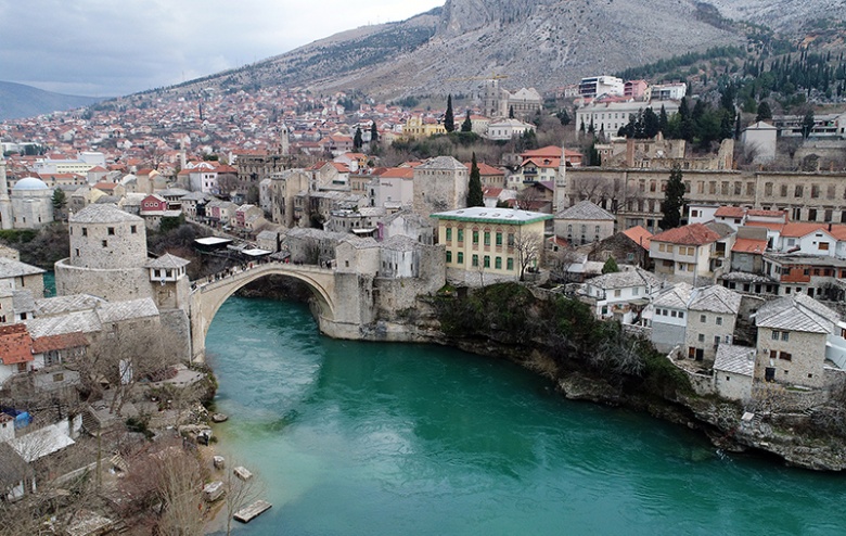 Tarihi Mostar Köprüsü