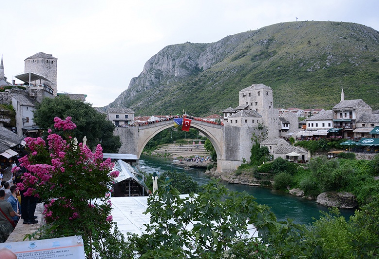 Tarihi Mostar Köprüsü