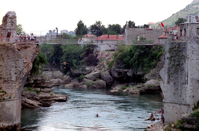 Tarihi Mostar Köprüsü