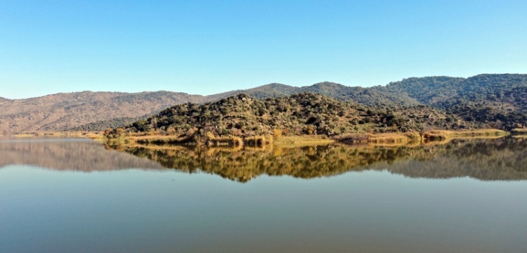 Aydın Söke'de 13 yıl önce kuruyan göl yeniden oluştu