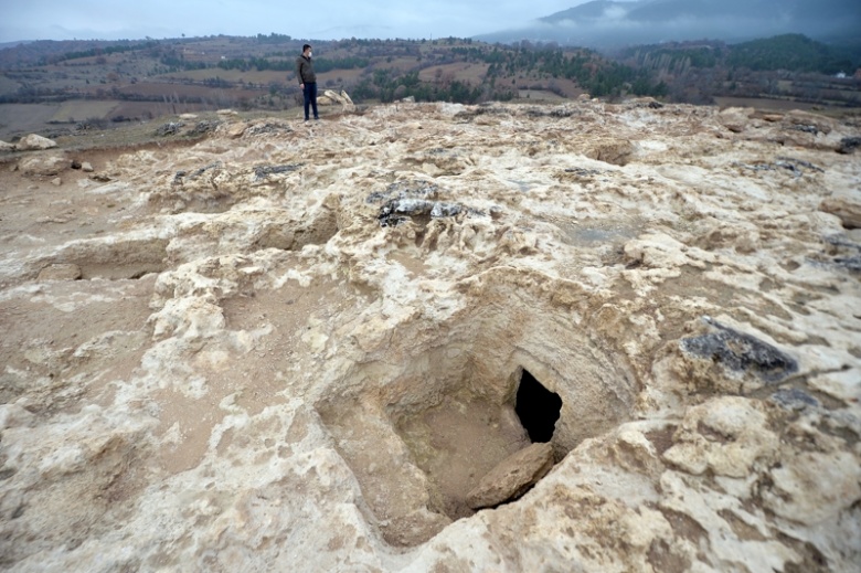 Hadrianaupolis antik kenti kazılarında bulunan yapılar