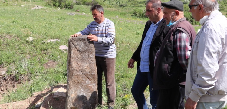 Erzurum'da Türklere ait olduğu değerlendirilen 3 bin 500 yıllık heykel bulundu