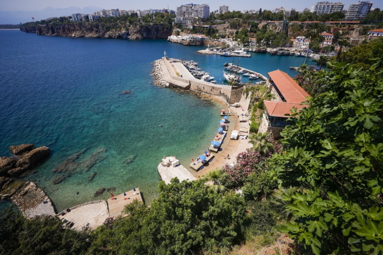 Antalya Kaleiçi'nde mimari yapıları ile geçmişe yolculuk