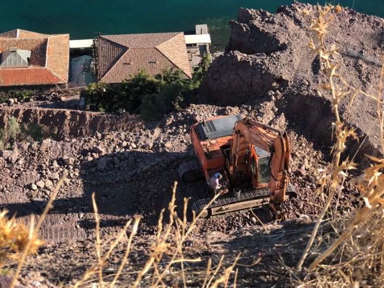 Assos'ta kaya ıslahı diye doğal doku tahrip edildi!