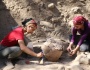 Yumuktepe Höyüğünde 4 bin 500 yıllık küp bulundu