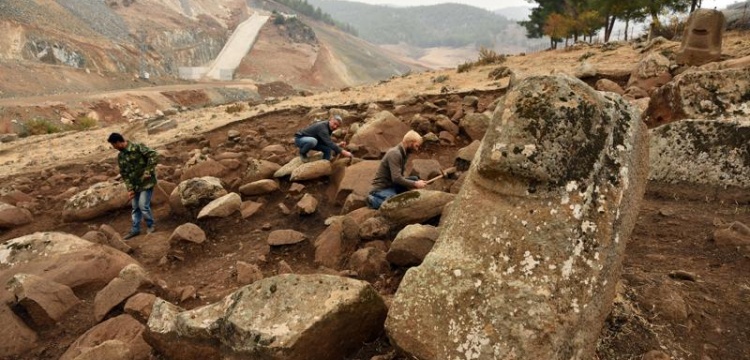Yesemek arkeoloji kazılarında 15 heykel gün yüzüne çıkarıldı