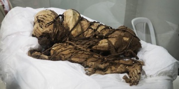 Peruda 800 yıllık mumya bulundu