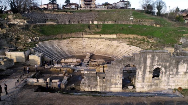 Prusias ad Hypium Antik Kenti Tiyatrosu