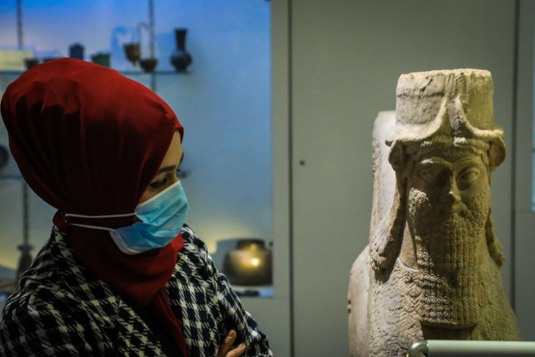 Irak'a iade edilen tarihi eserler Bağdat Müzesi'nde sergilenmeye başlandı