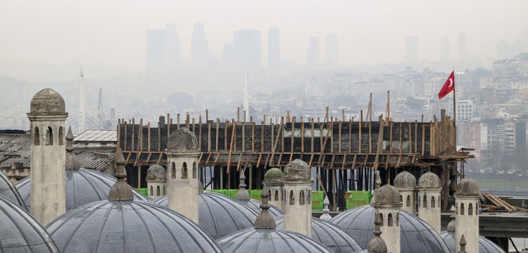 Süleymaniye Camisi siluetini kapatan yurt inşaatına ilişkin İlim Yayma Vakfı açıklama yaptı
