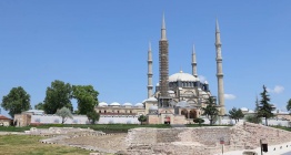 Selimiye Meydanındaki düzenleme çalışmaları tamamlandı