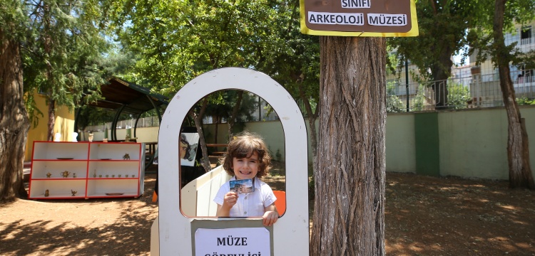 Gaziantep'te çocuklara meslekleri sevdiren okul