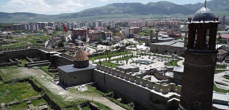 Erzurum'un Eskiçağ Kaleleri 24 yıldır araştırılıyor