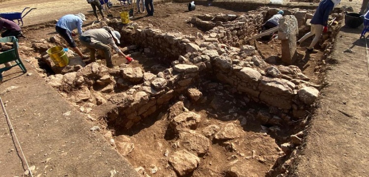 Sefertepe'de kazı evi inşaatına başlandı
