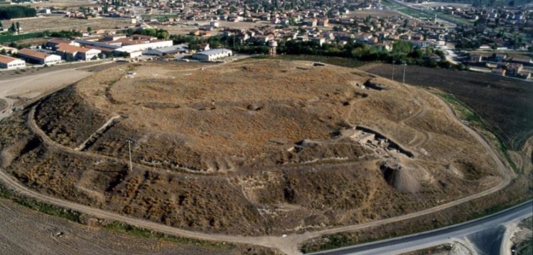 Eskişehir’de Şarhöyük arkeoloji kazıları için kollar yeniden sıvandı