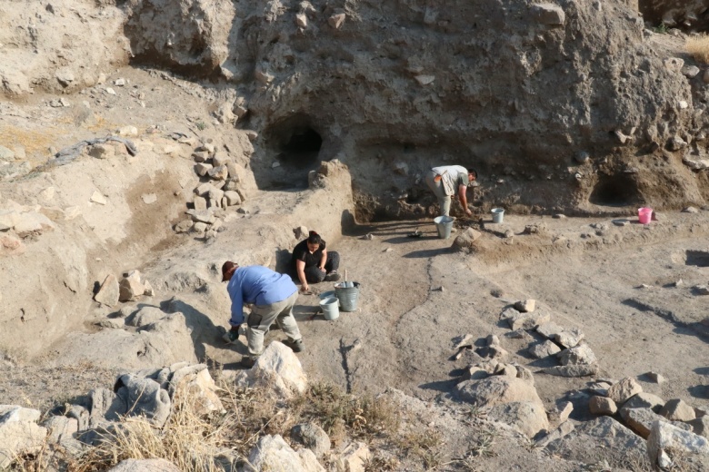 Yozgat'taki Çadır Höyük arkeoloji kazılarından fotoğraflar