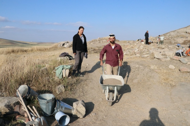 Yozgat'taki Çadır Höyük arkeoloji kazılarından fotoğraflar