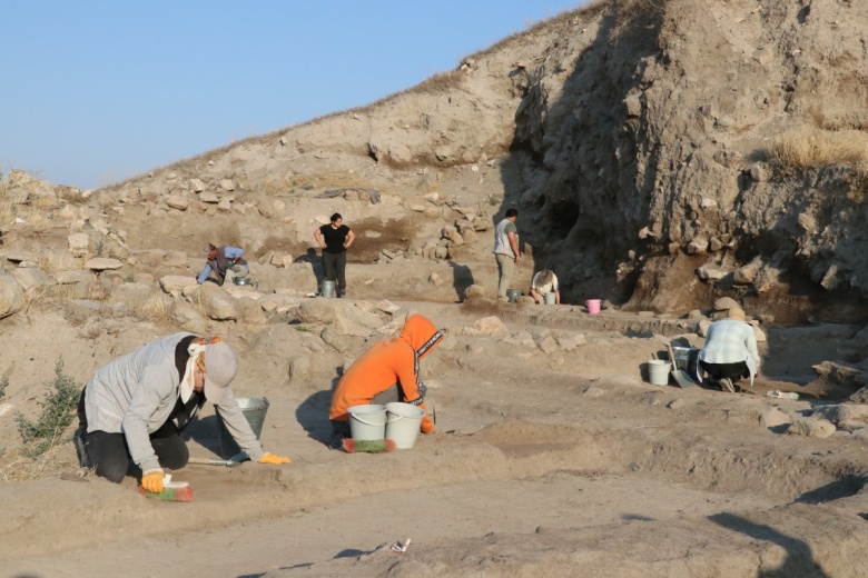 Yozgat'taki Çadır Höyük arkeoloji kazılarından fotoğraflar