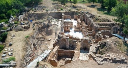 Arkeologlar, Afrodisiastaki Kibele Evinin gizemli tünellerini araştırıyor