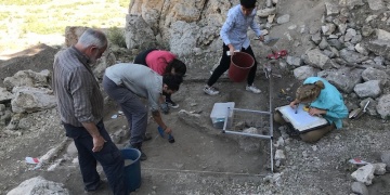 Karamanda 16 Bin yıllık Anadolunun en eski neolitik mezarları bulundu
