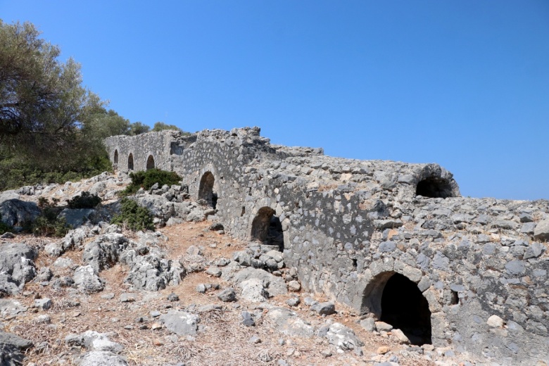 Aziz Nikolas Adası'dan muhteşem turistik ve arkeolojik manzaralar