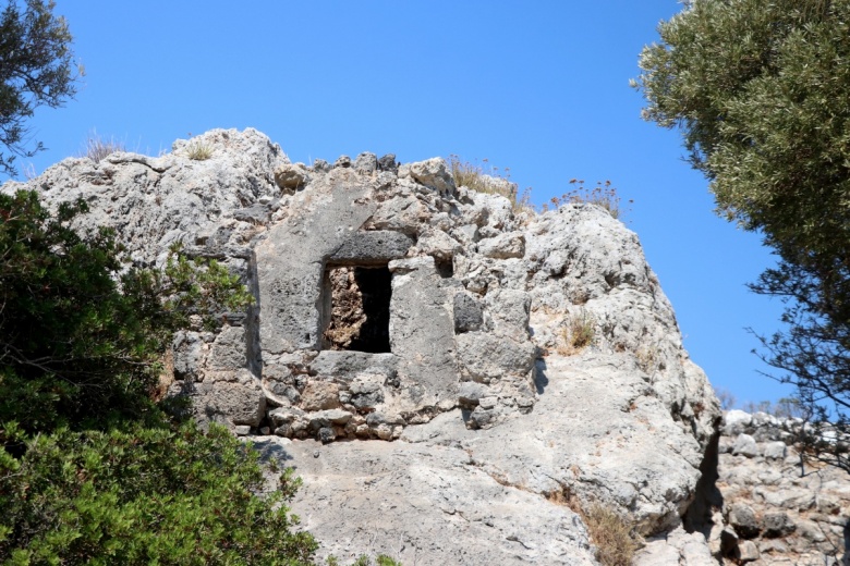 Aziz Nikolas Adası'dan muhteşem turistik ve arkeolojik manzaralar