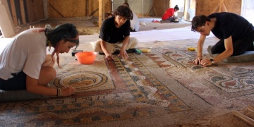 Sinopta bulunan 1600 yıllık döşeme mozaikleri sergilenmeye hazır