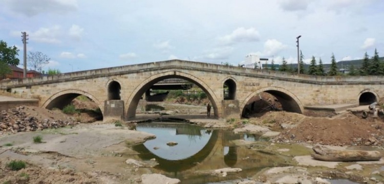 Mimar Sinan'ın Dilovası'ndaki  3 kemerli  köprüsü restore ediliyor