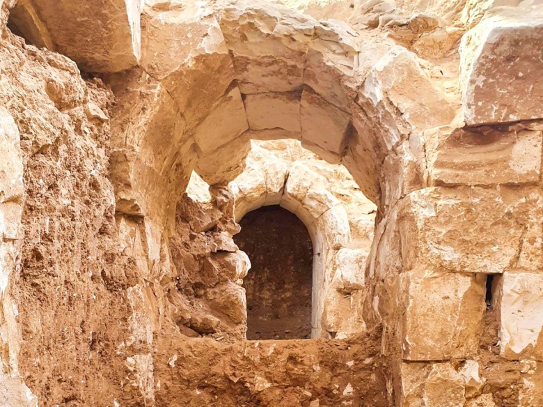 Necef Çölünde keşfedilen 1200 yıllık Müslüman evi