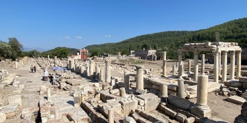 Stratonikeia Antik Kentinde 2200 yıllık kanalizasyon sistemi gün yüzüne çıkarıldı