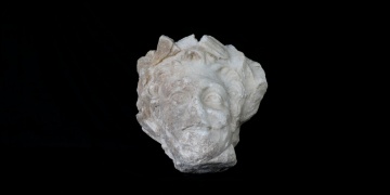 Smyrnada bulunan 1800 yıllık Satir başı İzmir Arkeoloji Müzesine gidecek
