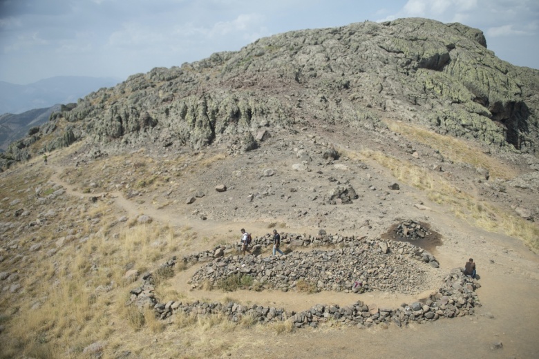 2100 rakımlı Tunceli'nin Düzgün Baba'sı inanç turizminin rakipsiz zirvesi